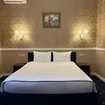 Odeska Astoria Hotel 4*